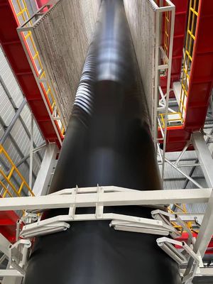 Resistenza alla perforazione 20N Liner in geomembrana HDPE che offre un allungamento a rottura del 700 percento e resistenza allo strappo di 25KN per metro