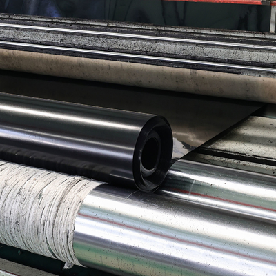 Resistenza alla trazione ≥15MPa Indice di ossigeno ≥30% Geomembrana in HDPE per soluzioni di impermeabilizzazione durevoli