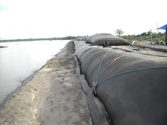 Tubi di disidratazione in geotessile con resistenza alla trazione 130130kn, neri, lunghezza sabbia 505m, soluzione durevole per applicazioni di disidratazione industriale
