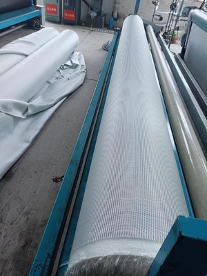 Resistenza Tessuto Geotessile 50m-100m Lunghezza 5,2m Larghezza CBR Resistenza alla foratura ≥12KN Perfetto per progetti di costruzione