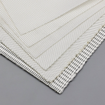 Versatile 5,2 m di larghezza Geotessile tessuto bianco con dimensioni di apertura da 0,05-0,2 mm