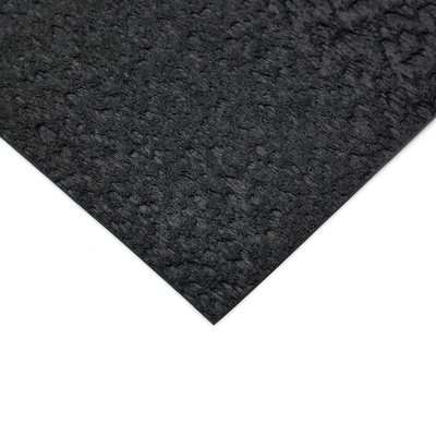 Allungamento del rivestimento Hdpe di 1 mm liscio alla rottura ≥ 700% Contenuto di nero di carbonio 2,0-3,0% Per il contenimento dei rifiuti