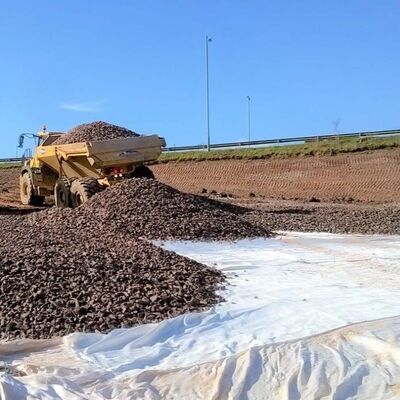 Tessuto Geotessile Tessuto in Polipropilene PET di Grado Industriale 300g Durevole per Argini Fluviali