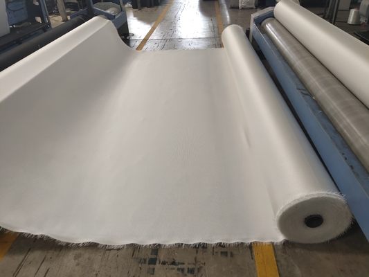 Polyester/Polypropylene Geotextile tessuto CBR Resistenza alla foratura ≥12KN per applicazioni pesanti