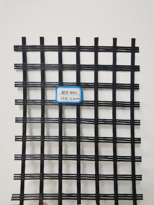 La tessitura coprendo il fondo stradale di Geogrid della vetroresina rinforza biassiale nero