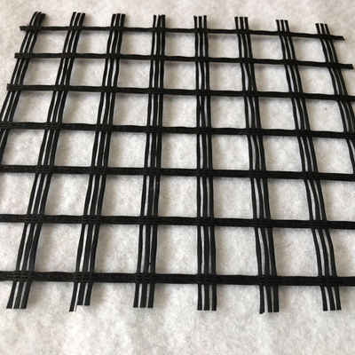 poliestere Geogrid di Geogrid dell'ANIMALE DOMESTICO di 200m per ampio 6m 3d il modello delle strade 3m Design